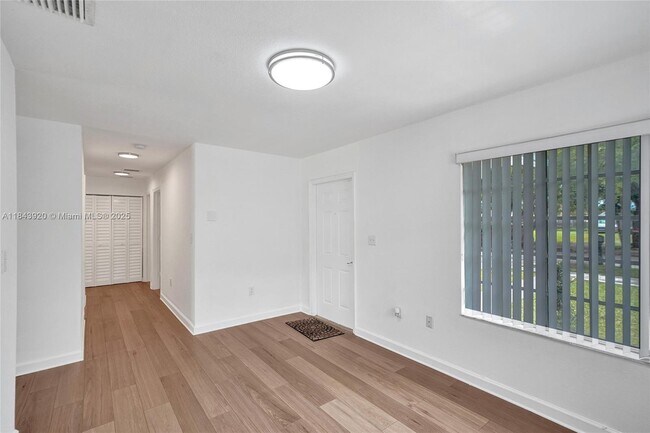 Foto del edificio - 12254 SW 217th St
