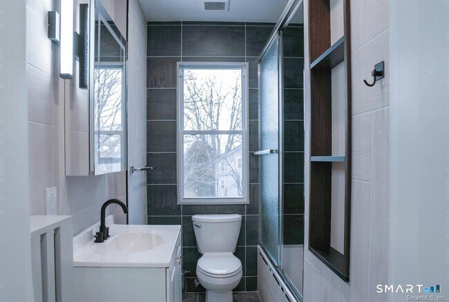 Foto del edificio - 23 Lake St