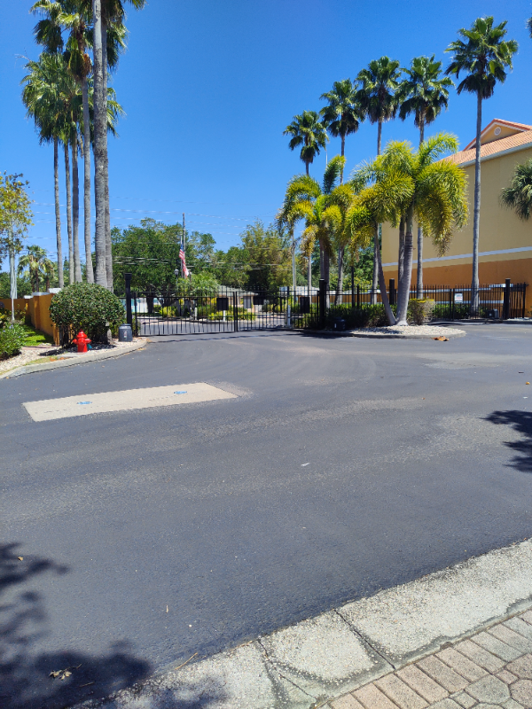 Foto del edificio - 10764 70th Ave