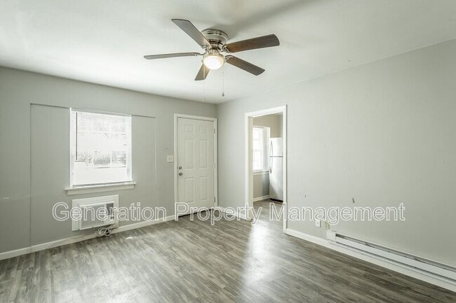 Building Photo - 207 Laws Ave