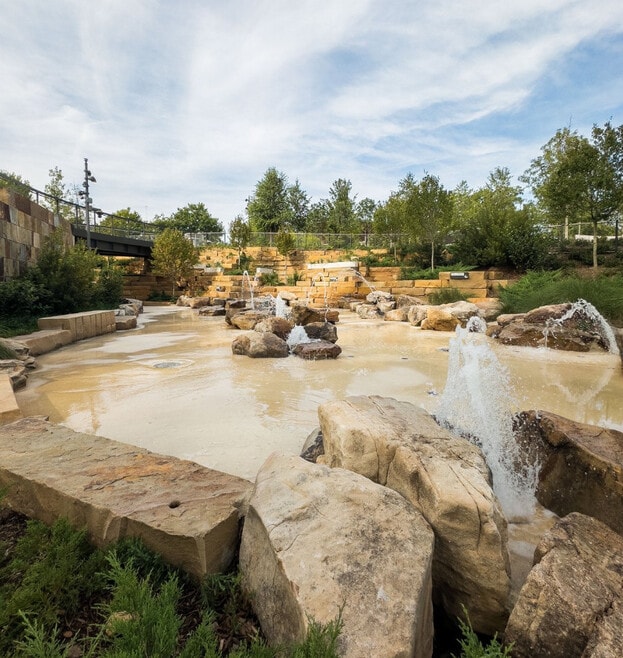 Building Photo - Meridian East Chatham