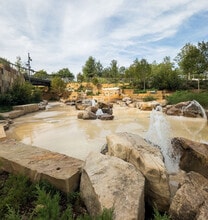 Building Photo - Meridian East Chatham