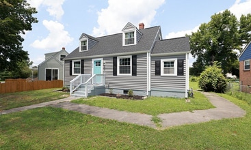 Building Photo - 502 Patrick Ave