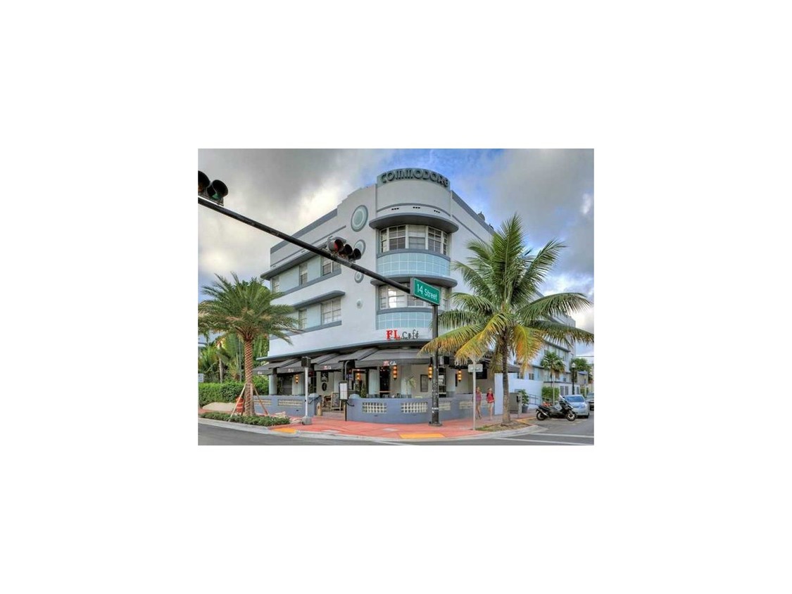 Foto principal - 1360 Collins Ave