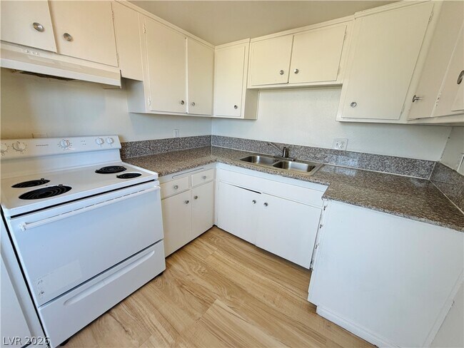 Foto del edificio - 537 Kolson Cir