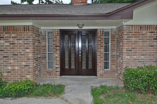 Building Photo - 208 Sherbrook Cir