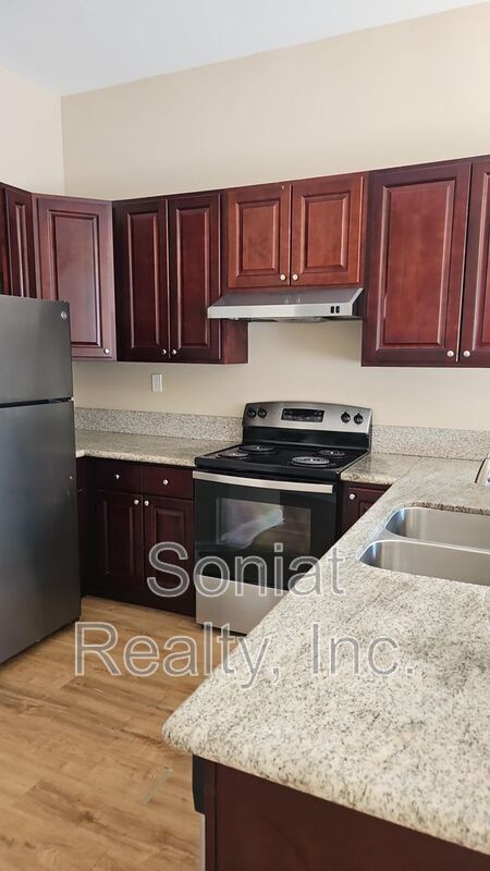 Photo - 2040 St Anthony St Apartment