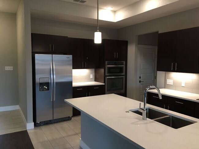 Building Photo - 6641 Summerwood Trial