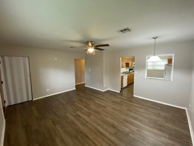 Building Photo - 5158 Wyandot Pl