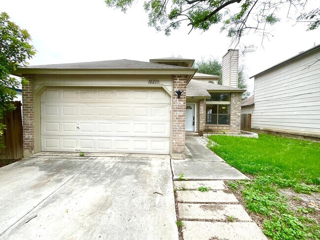 Building Photo - *MOVE IN SPECIAL* 2-Story 3 Bedroom / 2.5 Bath Home Near Lackland AFB!
