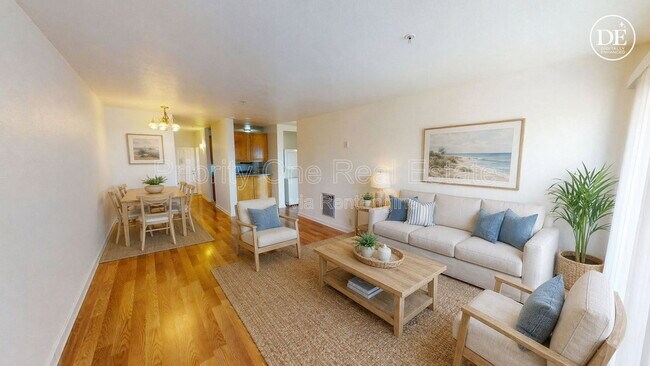 Foto del edificio - 4041 Oakcrest Dr