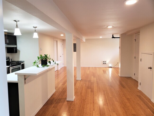Foto del edificio - 1428 16th Ave