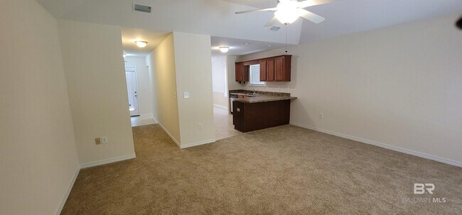 Foto del edificio - 7339 Franklin Square Ct