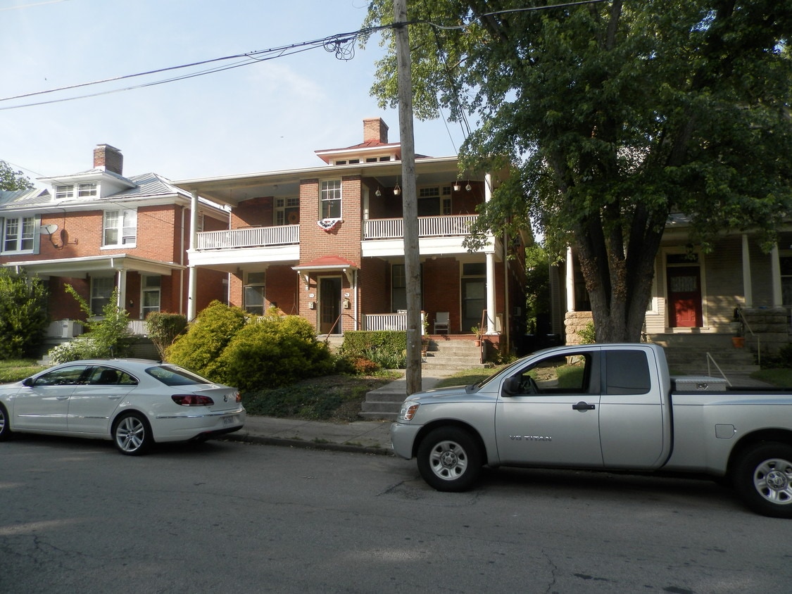 153 Holbrook Ave, Danville, VA 24541 Apartments in Danville, VA