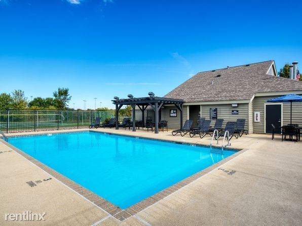 Building Photo - 2 br, 1.5 bath Condo - 141 Gregory St