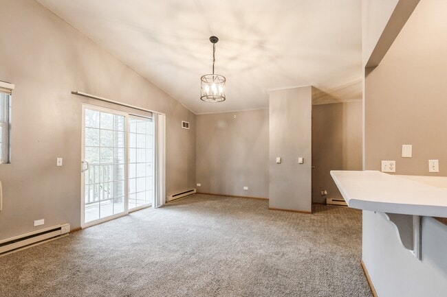 Building Photo - 1435 Spring Brook Ct