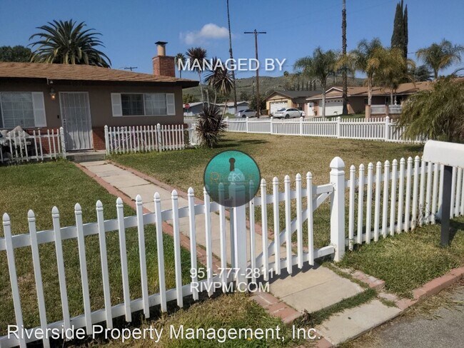 Building Photo - 3 br, 2 bath House - 5098 Greenleaf Dr