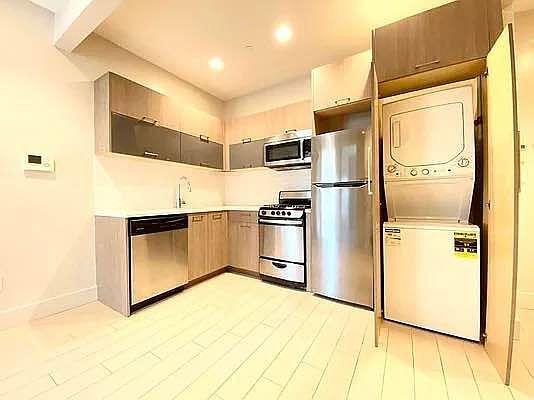 Building Photo - 2 bedroom in NEW YORK NY 10030