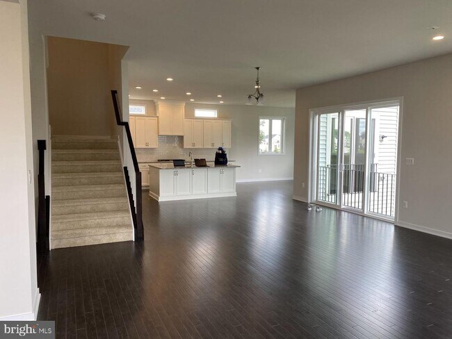 Building Photo - 24980 Striped Maple Dr
