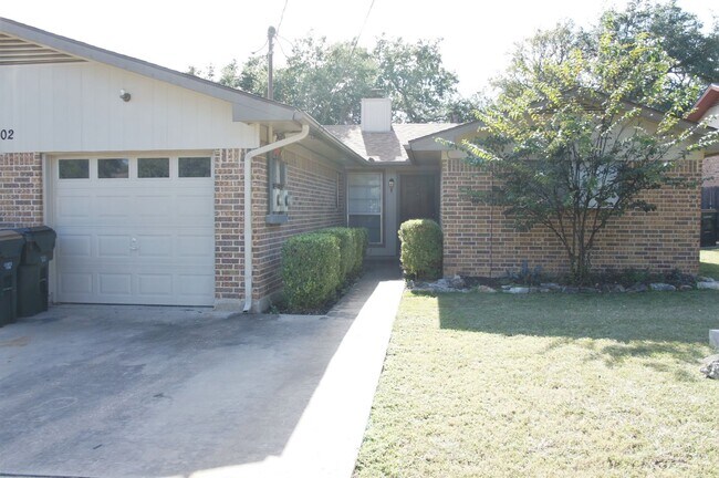 Foto del edificio - 3702 Rocky Hollow Trail