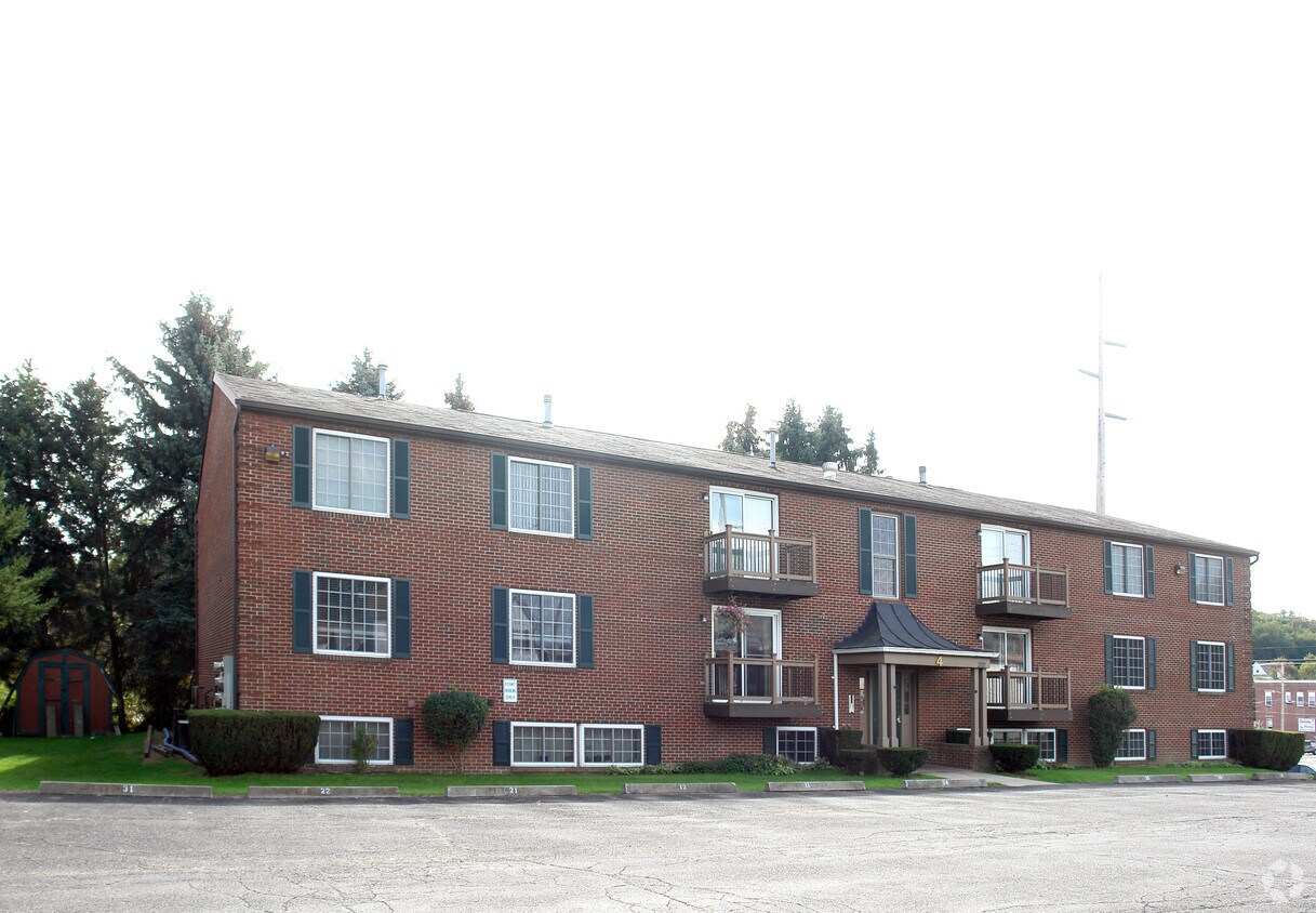 202 Hook St Mars PA 16046 202 Hook St Mars PA 16046 Apartments com 202 Hook St Mars PA 16046 202 Hook St Mars PA 16046 Apartments com