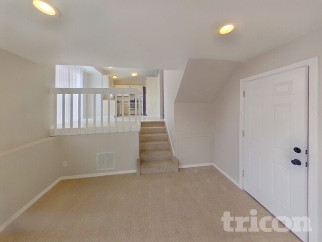 Building Photo - 3830 Vicksburg Terrace