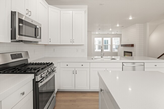 Foto del edificio - 3464 S Forres Ct