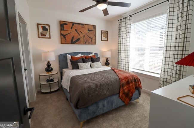 Foto del edificio - 305 Collins Industrial Way