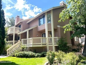 Building Photo - 2875 Idlewild Dr