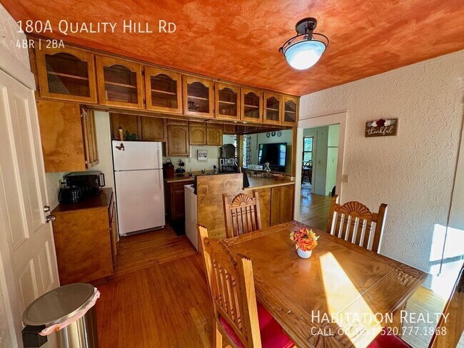 Foto del edificio - 180A Quality Hill Rd