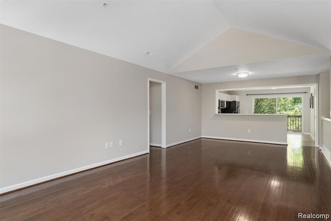 Building Photo - 28126 Carlton Way Dr