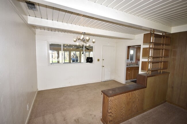 Building Photo - 2305 Cottage Way