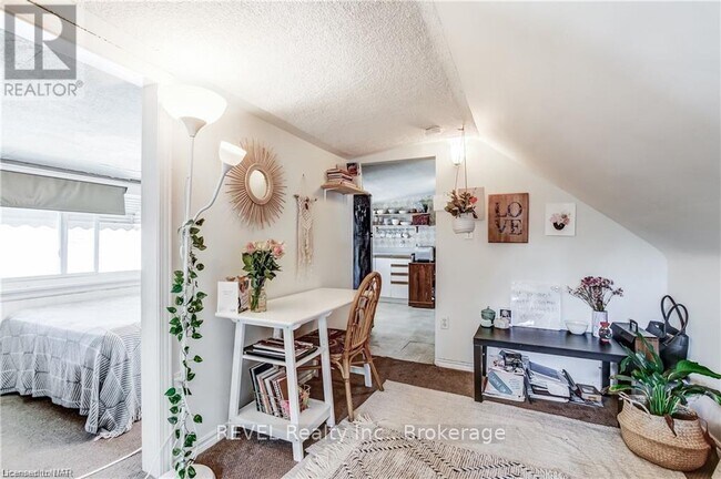 Photo du bâtiment - 5 Linwood St