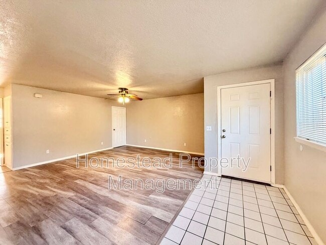 Building Photo - 2744 SW 64th St