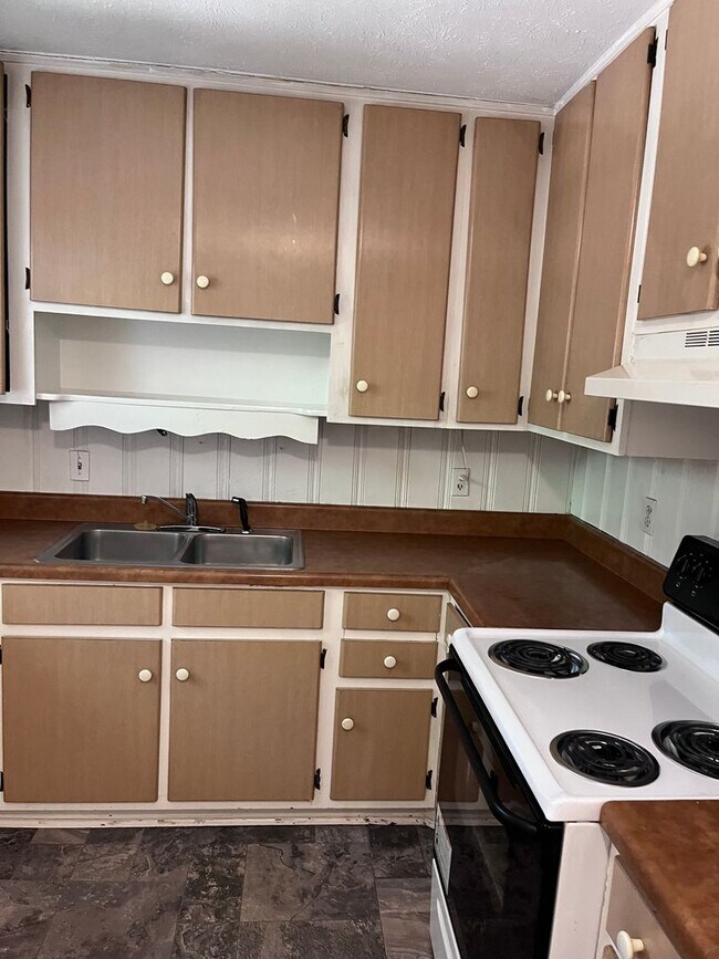 Foto del edificio - Elm Avenue (13001), Laurinburg, NC 28352