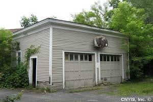Building Photo - 1603 W Genesee St