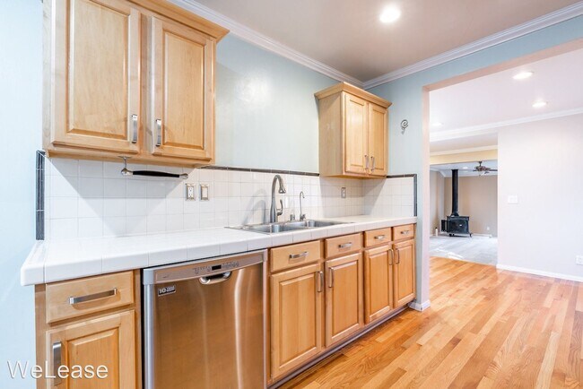 Building Photo - 3 br, 2 bath House - 4712 Altadena Ave