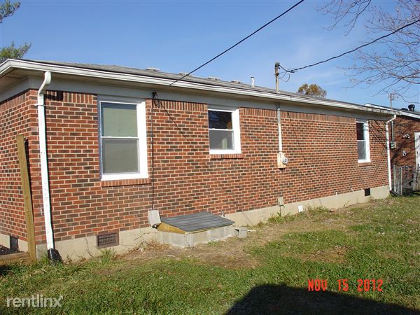 Building Photo - 107 Cherrywood Dr