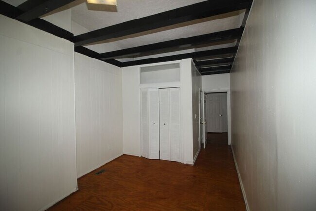 Foto del edificio - 212 E Biddle St