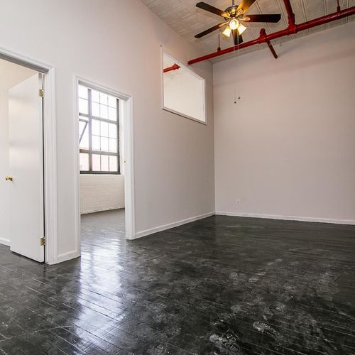 Foto principal - 248 McKibben St