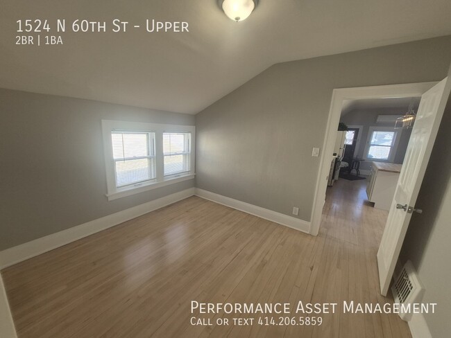 Building Photo - Cozy 2BD/1BA Washington Heights Upper