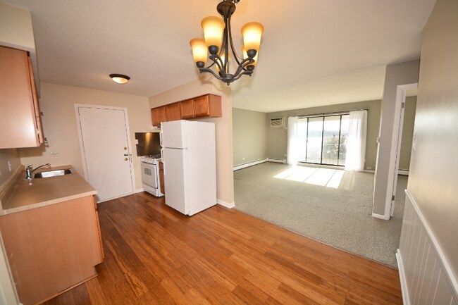 Foto del edificio - 7335 Tiffany Dr