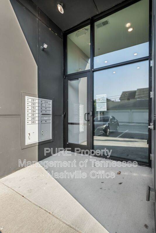 Foto del edificio - 5403 Centennial Blvd