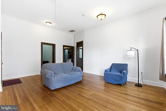 Foto del edificio - 105 N Loudoun St