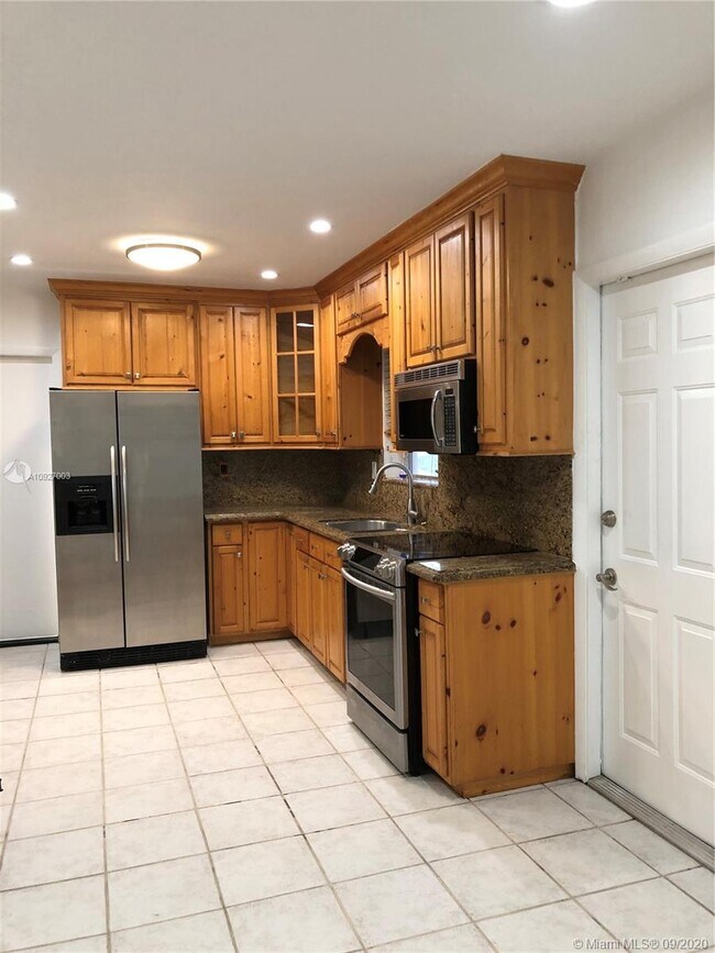 Foto del edificio - 6295 SW 33rd St