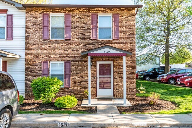 Foto del edificio - 1328 Sunny Slope Dr