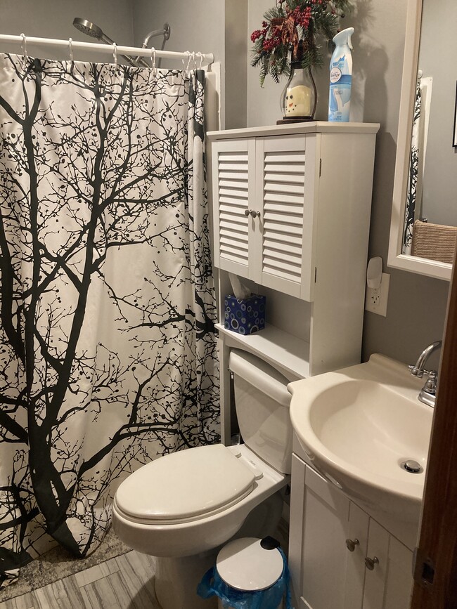 bathroom - 144 Almond Way