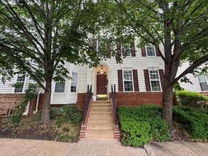 Building Photo - 1520 Northern Neck Dr