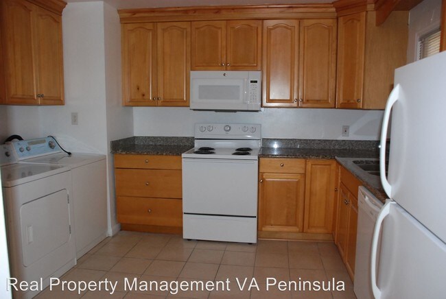 Foto del edificio - 3 br, 2 bath House - 103 Caran Road