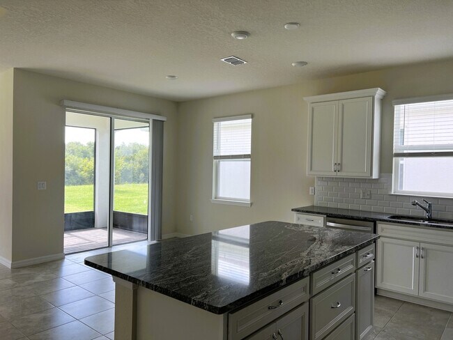 Building Photo - 2108 Live Oak Lake Rd